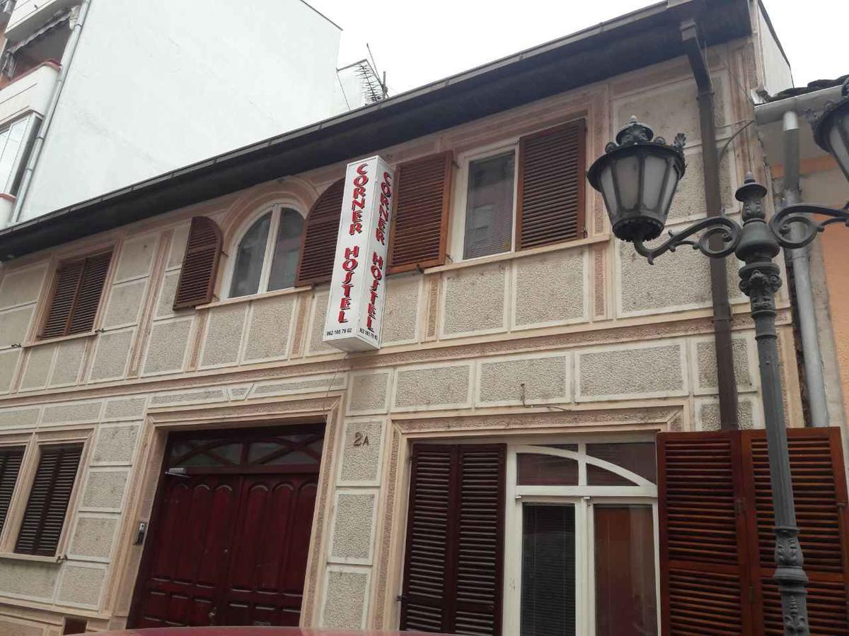 Hostel Corner 021 โนวีซาด ภายนอก รูปภาพ
